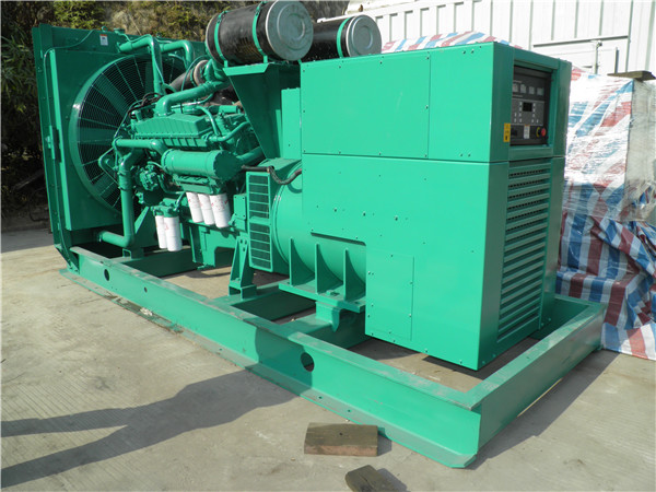 塔河发电车出租-柴油发电机散热器怎样散热
