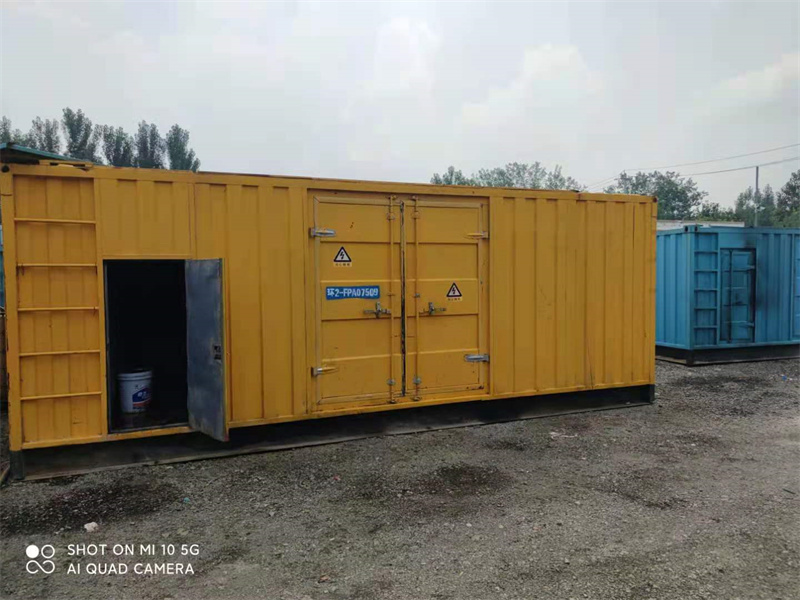 塔河200KW柴油发电机组需要配备什么型号的电缆线？