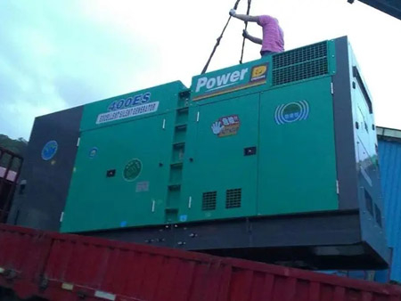 塔河柴油发电机组转速不稳定时，如何对发动机进行维护？